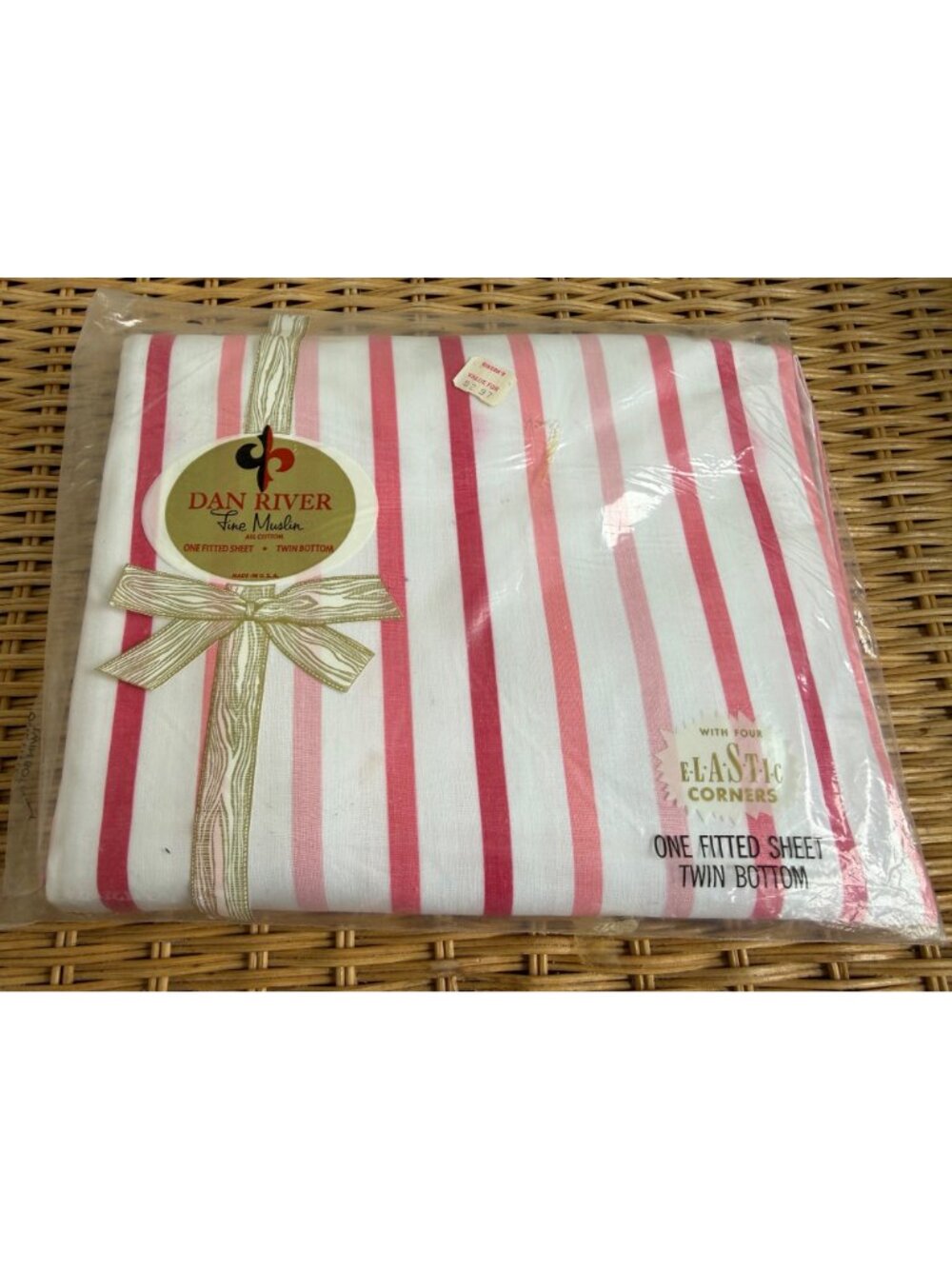 Vintage 60s Dan River Cotton Flat Sheet Pink Stripe Twin NOS - Picture 4 of 9